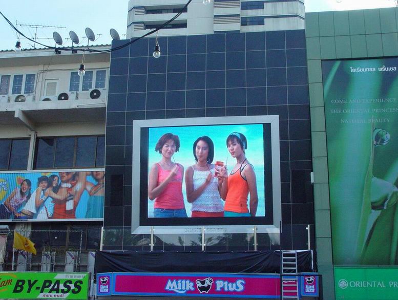室外P10全彩显示屏，上海全彩显示屏制作公司